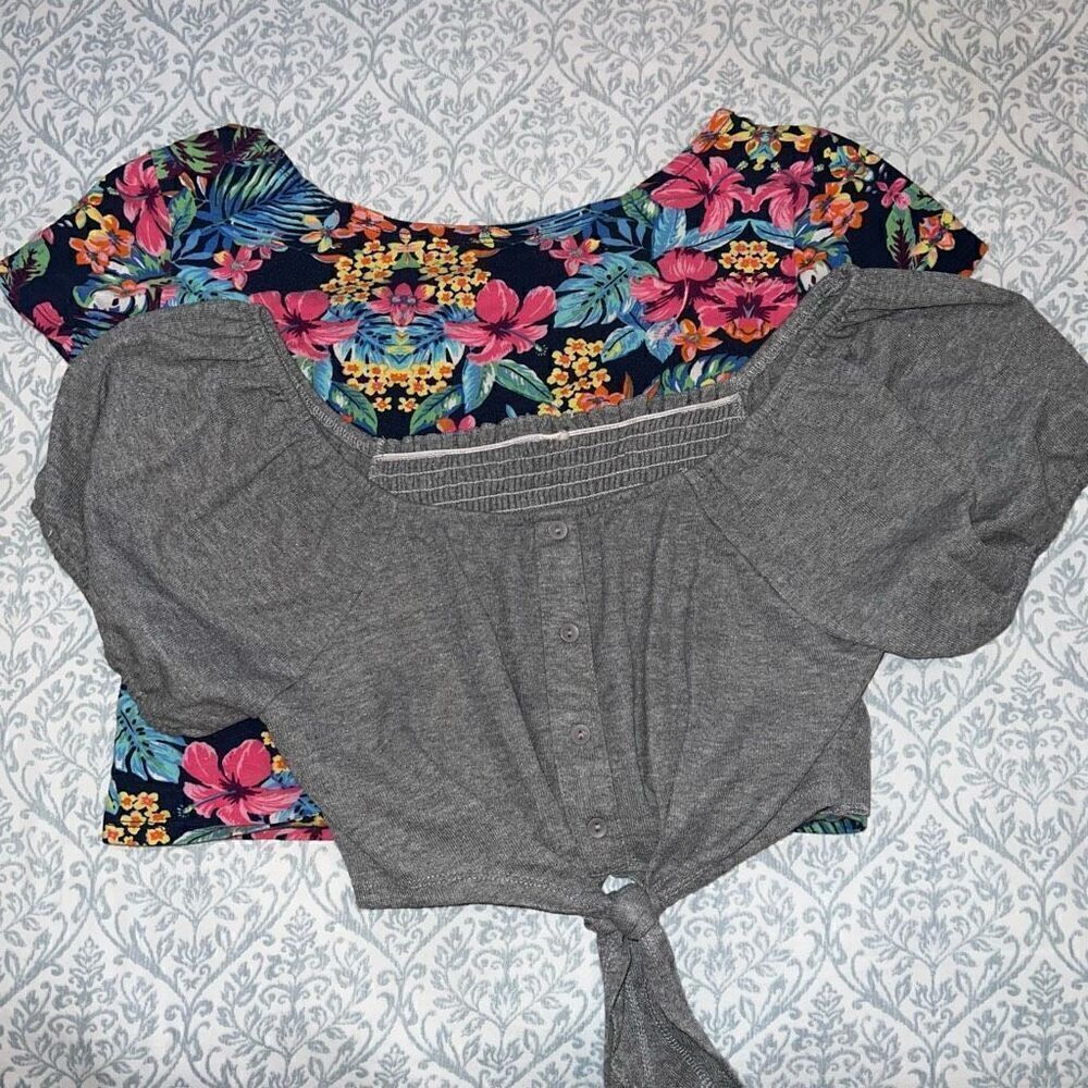 Floral and grey crop top tops size M bundle